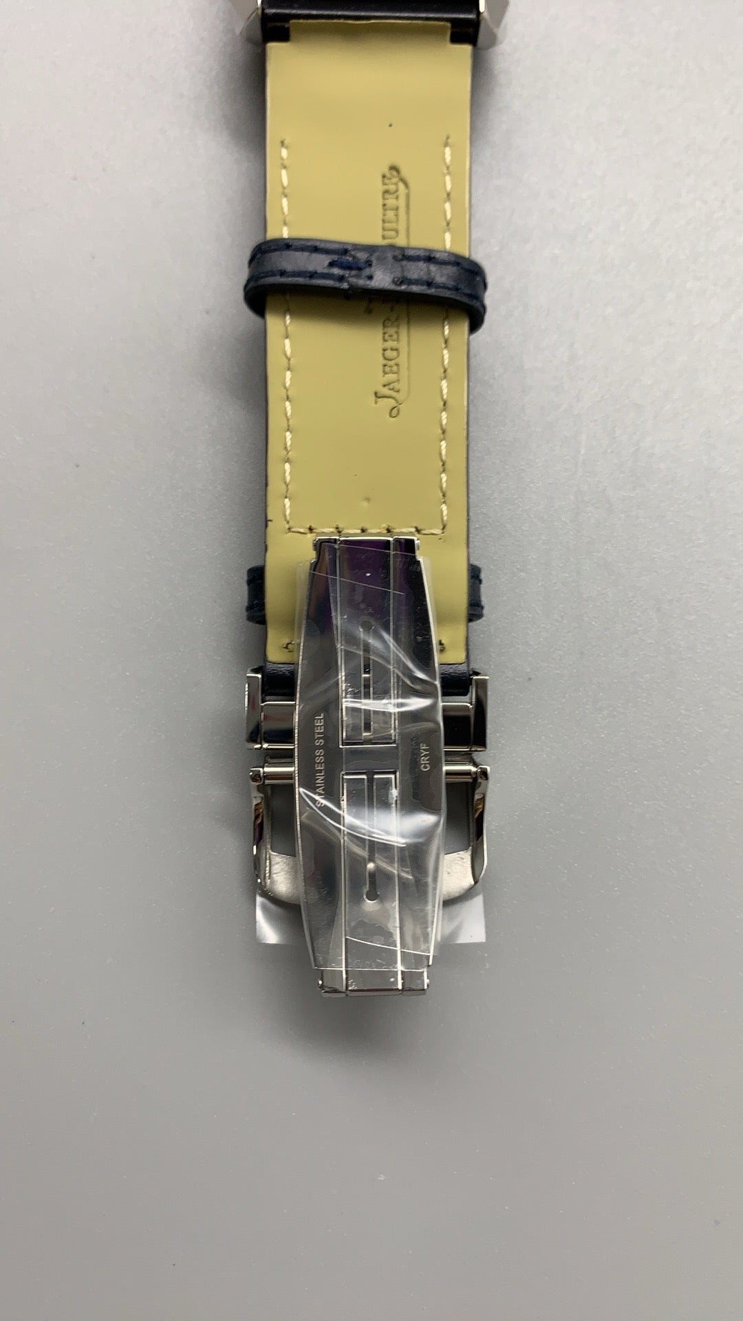 Jaeger-LeCoultre Reverso Classic Small Seconds | 45.6×27.4MM | ตัวเรือนสแตนเลสสตีล | กลไกไขลาน | หน้าปัดสีน้ำเงิน | สายหนังจระเข้สีน้ำเงิน | ฟังก์ชันวินาทีขนาดเล็ก