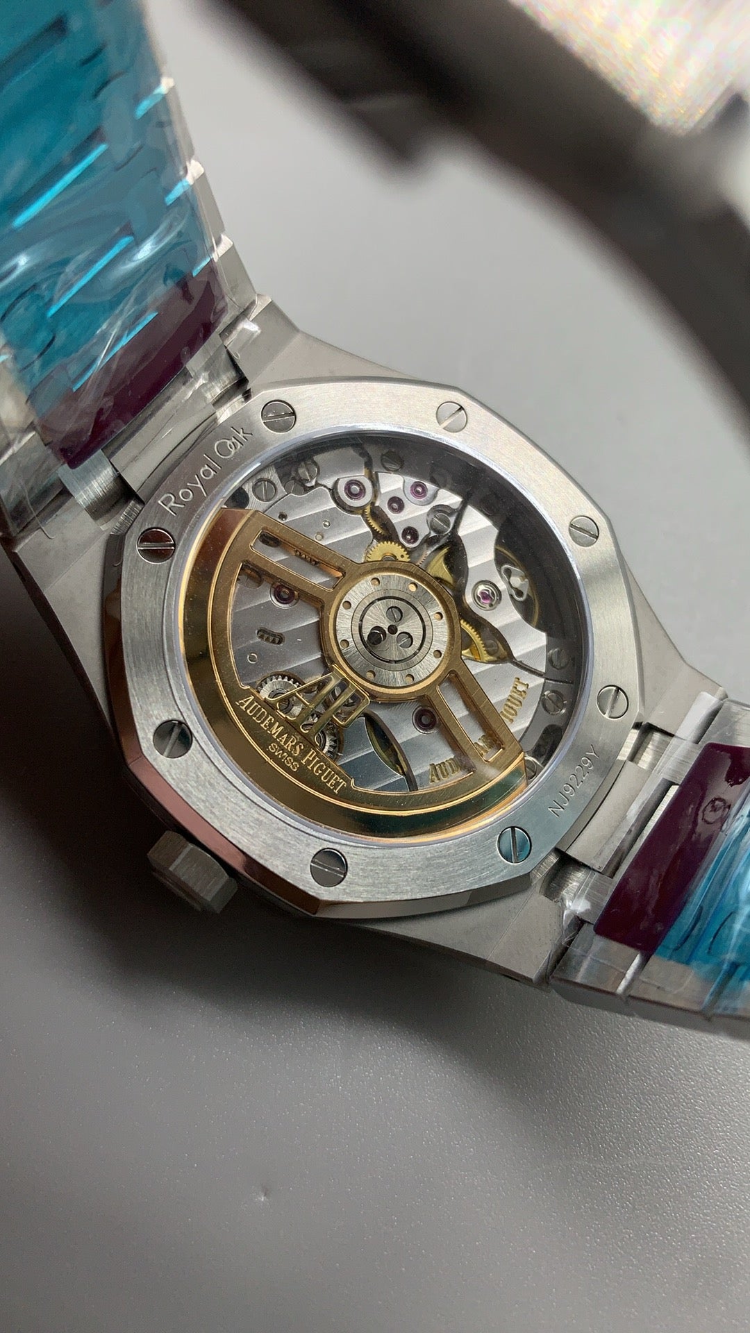 Audemars Piguet Royal Oak 15510ST | 41MM | ตัวเรือนสแตนเลสสตีล | หน้าปัดสีน้ำเงิน | กลไกอัตโนมัติ Cal.4302