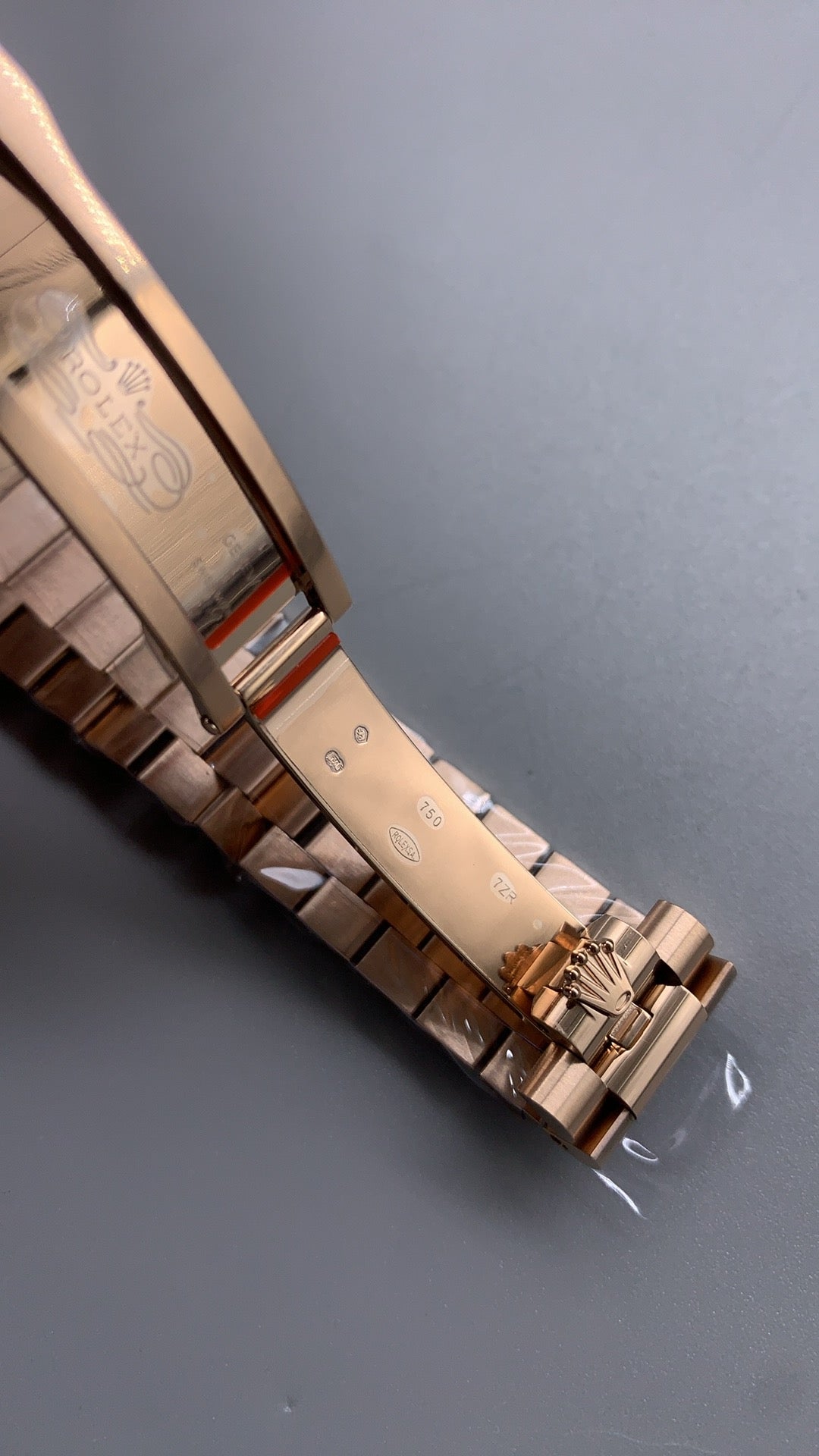 Rolex Day-Date 40MM | โชว์วันและวันที่ | กลไกอัตโนมัติ Cal.3255