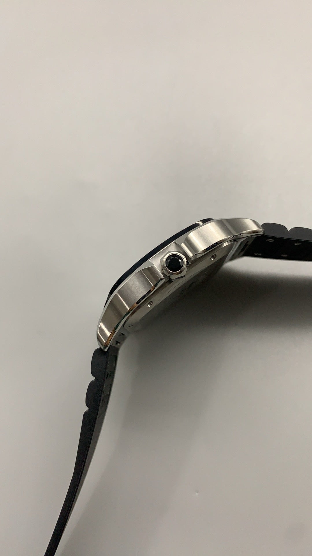 Cartier Santos de Cartier | ขนาด 40 มม. (Large) | ขอบหน้าปัดสีดำ | สายยาง | อัตโนมัติ