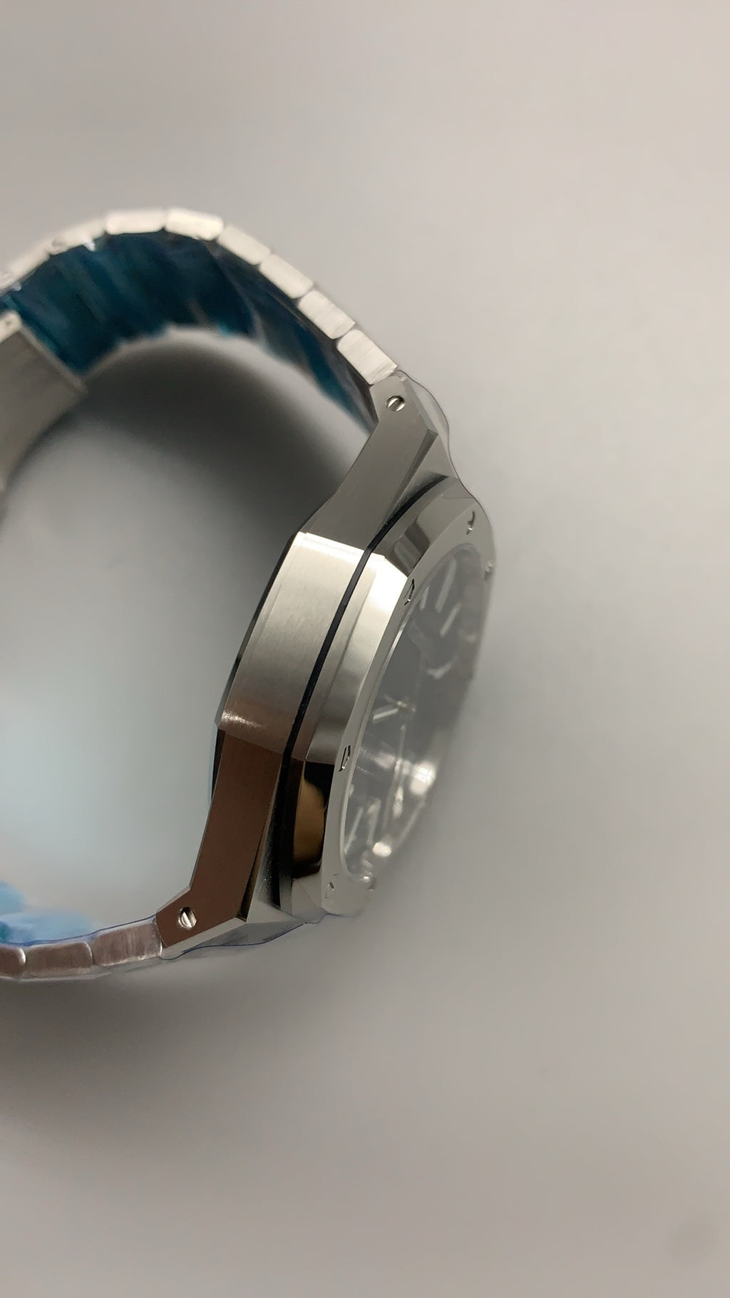 Audemars Piguet Royal Oak 15510ST | 41MM | ตัวเรือนสแตนเลสสตีล | หน้าปัดสีน้ำเงิน | กลไกอัตโนมัติ Cal.4302