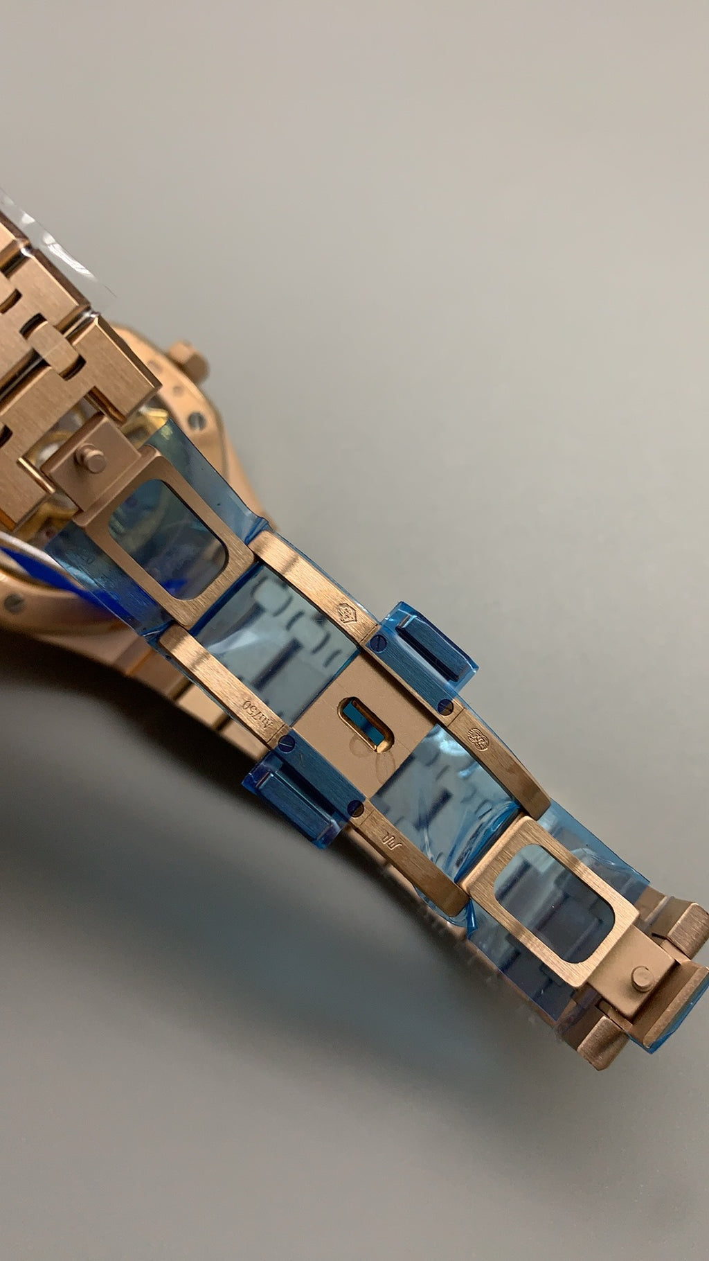 Audemars Piguet Royal Oak 15500 | 41MM | ตัวเรือนสแตนเลสสตีลเคลือบสีโรสโกลด์ PVD | หน้าปัดสีดำ | กลไกอัตโนมัติ Cal.4302