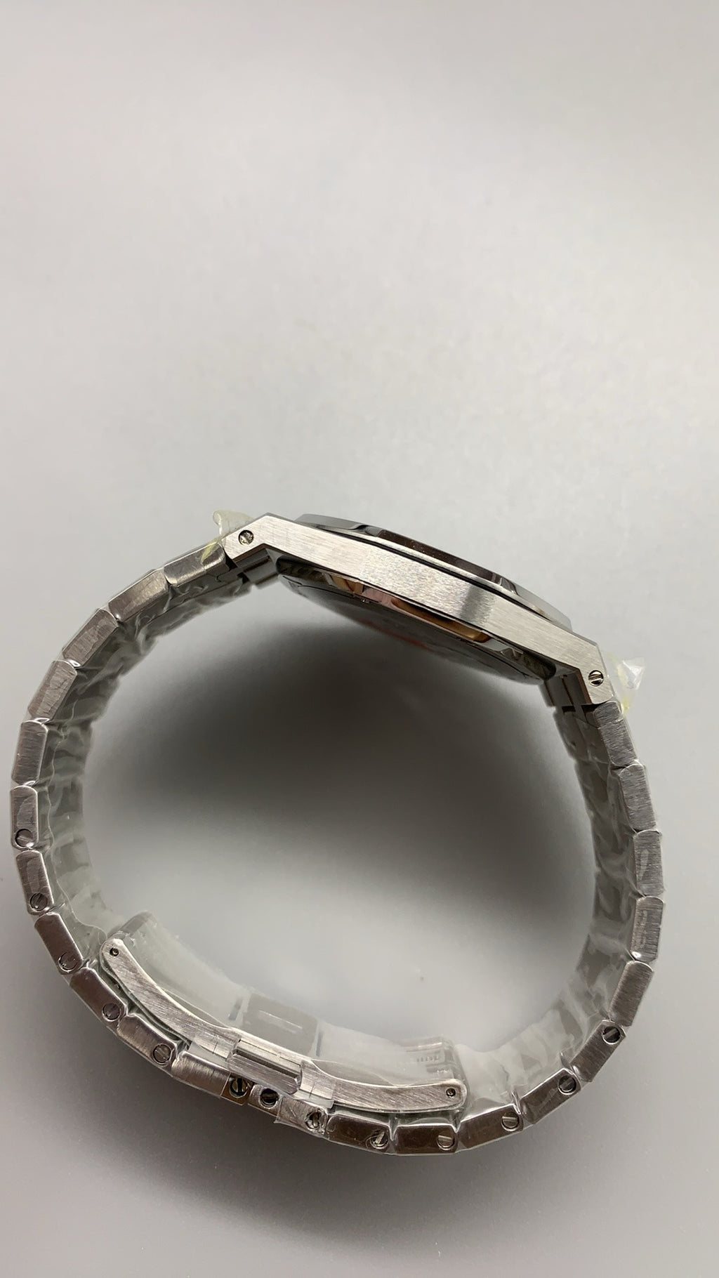 Audemars Piguet Royal Oak 33MM | ตัวเรือนสแตนเลสสตีล | หน้าปัดสีขาว | ระบบควอทซ์ (Quartz)