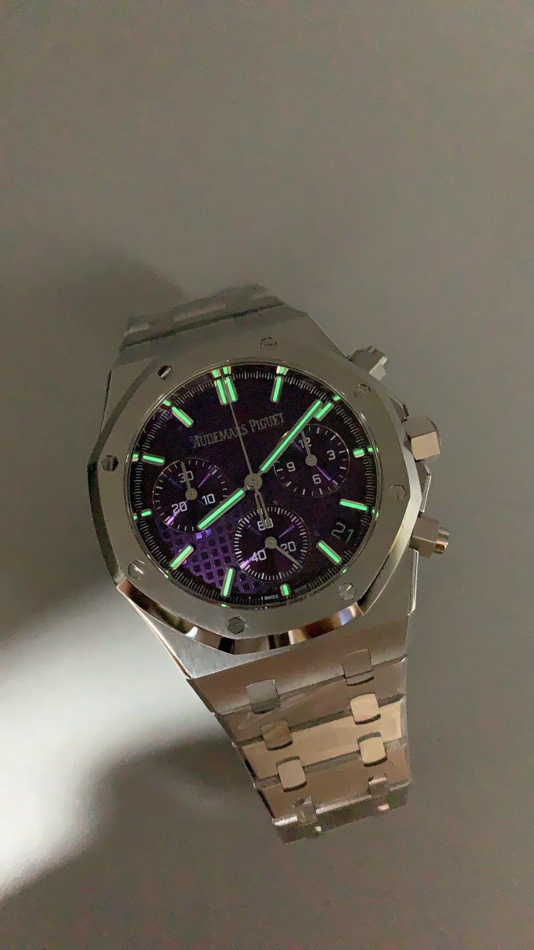 Audemars Piguet Royal Oak 26240ST | 41MM | ตัวเรือนสแตนเลสสตีล | หน้าปัดสีม่วง | จับเวลา Chronograph | กลไกอัตโนมัติ Cal.4401