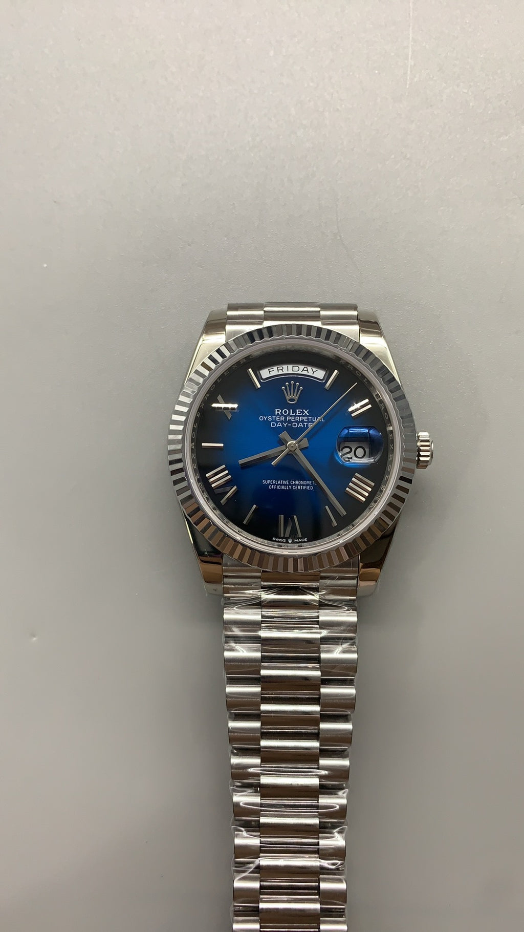 Rolex Day-Date 40MM | หน้าปัดฟูมสโมคบลู | กลไกอัตโนมัติ Cal.3255