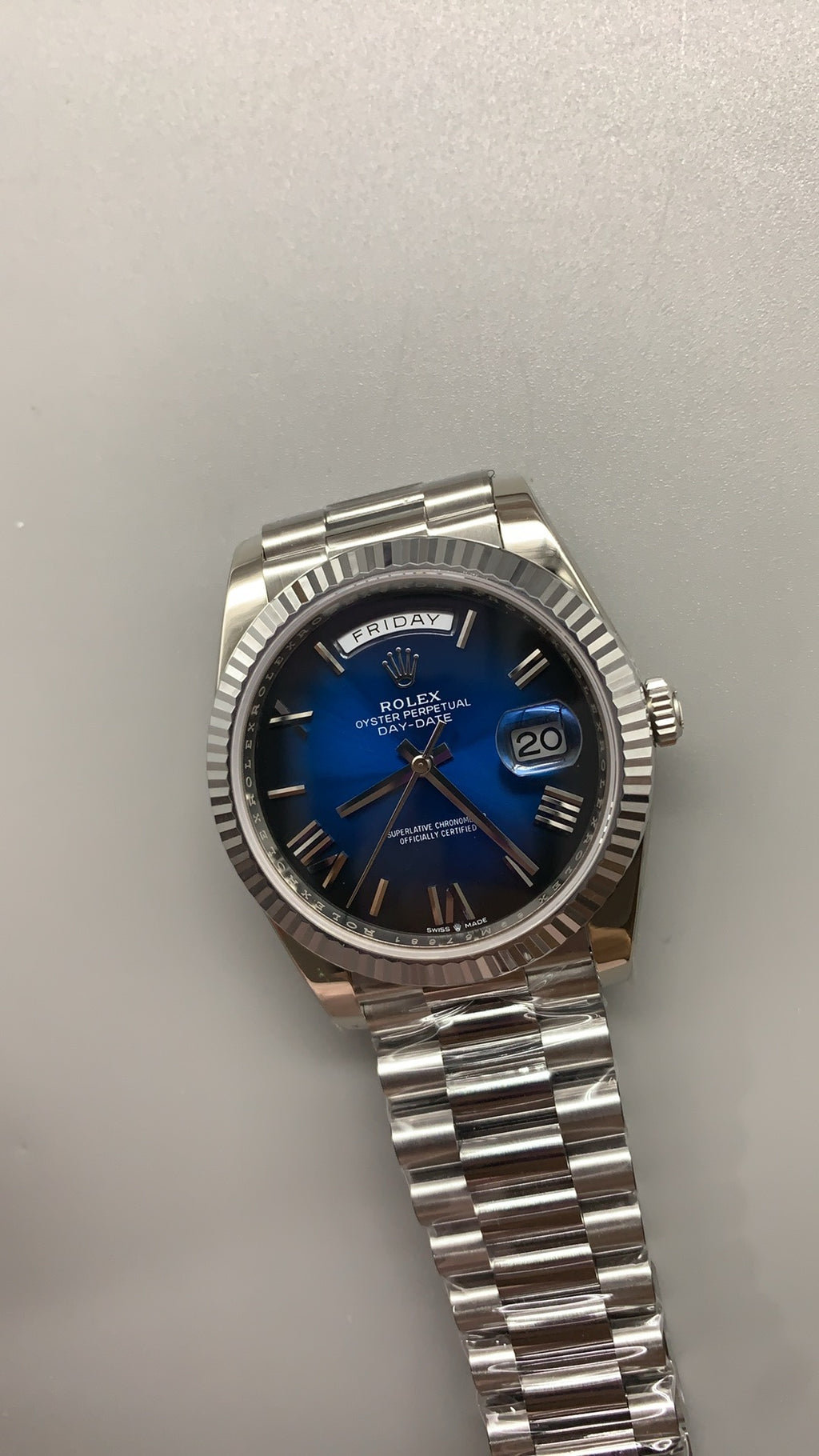 Rolex Day-Date 40MM | หน้าปัดฟูมสโมคบลู | กลไกอัตโนมัติ Cal.3255