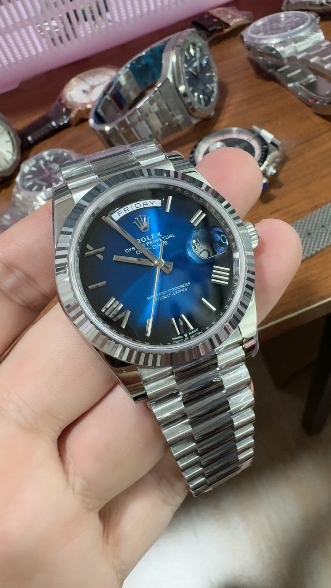 Rolex Day-Date 40MM | หน้าปัดฟูมสโมคบลู | กลไกอัตโนมัติ Cal.3255