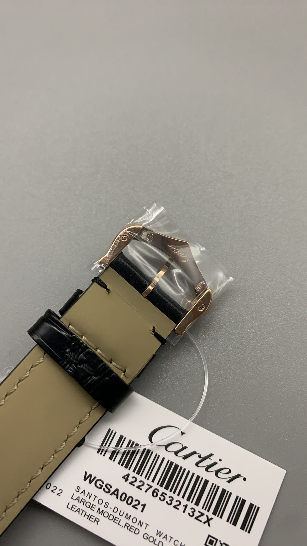 Cartier Tank Louis Dumont | ขนาดกลาง 43×31 มม. | ตัวเรือนโทนโรสโกลด์ | สายหนัง | กลไกอัตโนมัติ