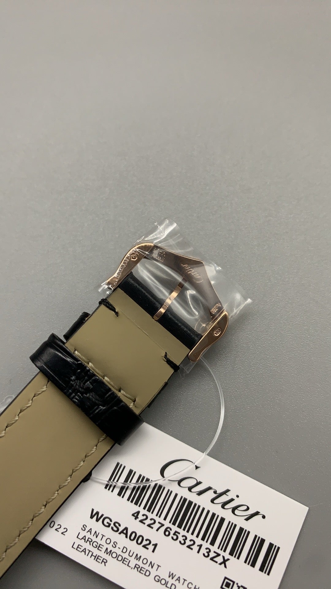 Cartier Tank Louis Dumont | ขนาดกลาง 43×31 มม. | ตัวเรือนโทนโรสโกลด์ | สายหนัง | กลไกอัตโนมัติ