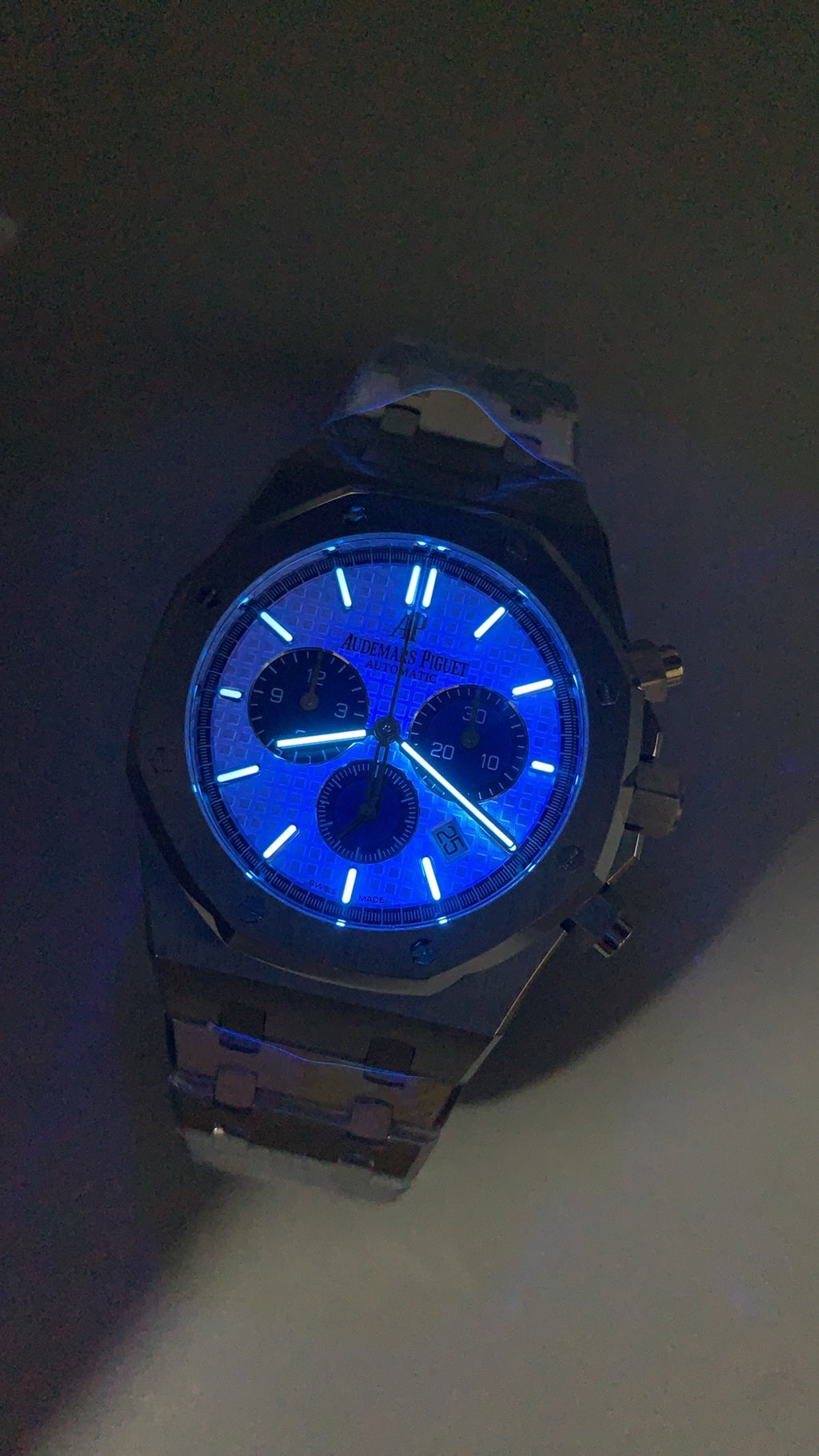 Audemars Piguet Royal Oak 26331ST | 41MM | ตัวเรือนสแตนเลสสตีล | หน้าปัดสีน้ำเงิน | จับเวลา Chronograph | กลไกอัตโนมัติ Cal.2385