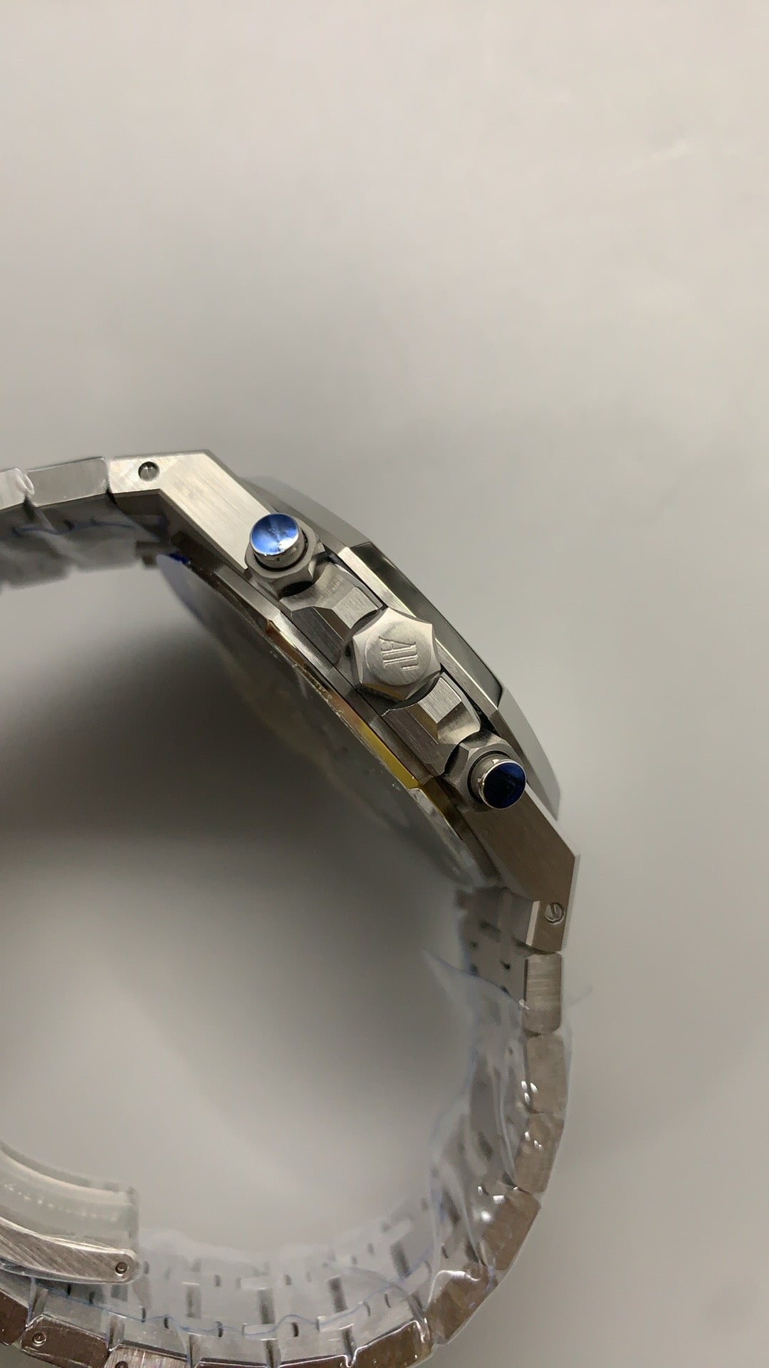 Audemars Piguet Royal Oak 26331ST | 41MM | ตัวเรือนสแตนเลสสตีล | หน้าปัดสีน้ำเงิน | จับเวลา Chronograph | กลไกอัตโนมัติ Cal.2385