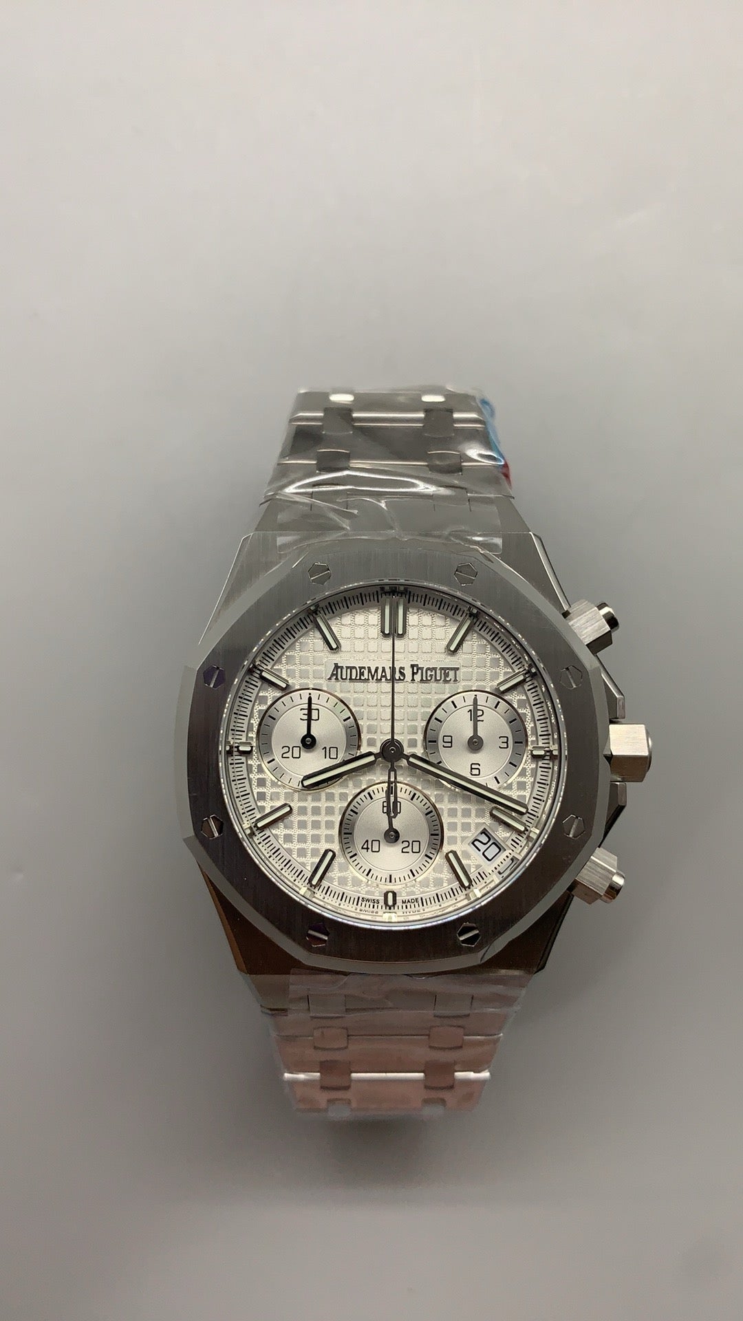 Audemars Piguet Royal Oak 26240ST | 41MM | ตัวเรือนสแตนเลสสตีล | หน้าปัดสีขาว | จับเวลา Chronograph | กลไกอัตโนมัติ Cal.4401