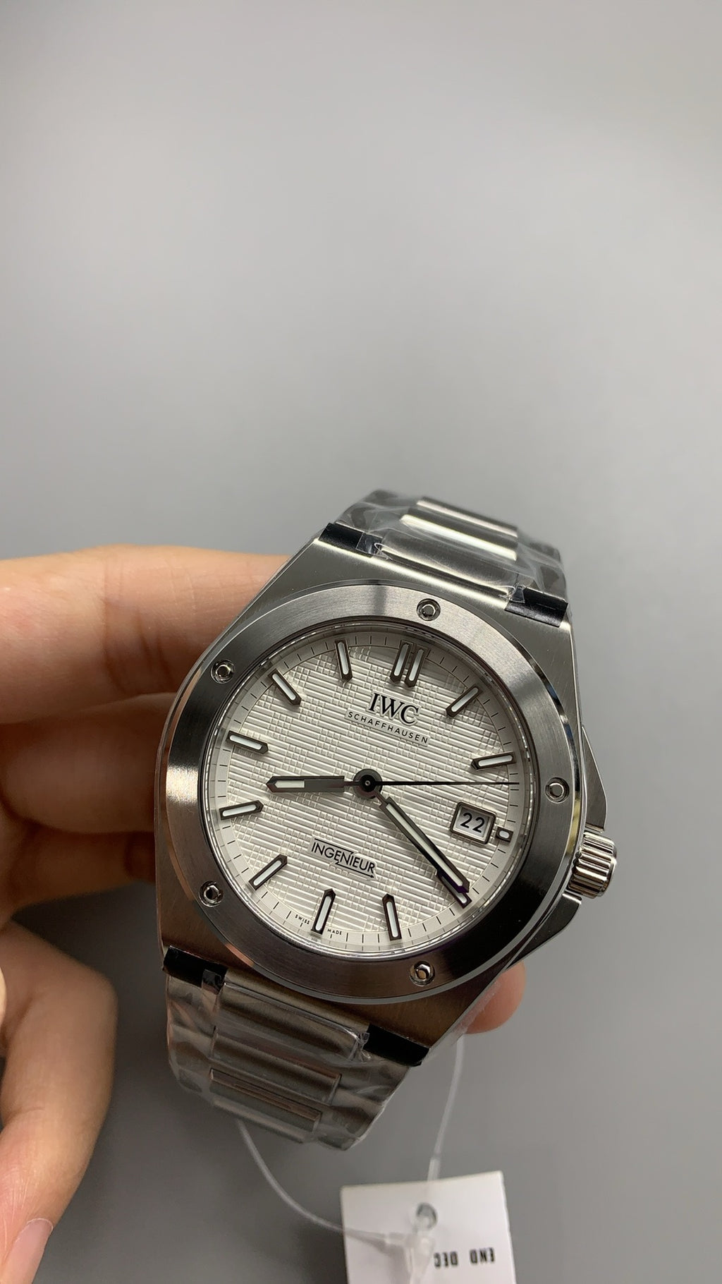 IWC Ingenieur Automatic 40 | 40MM | ตัวเรือนสแตนเลสสตีล | ฟังก์ชันวันที่ | หน้าปัดสีขาว | สายเหล็กสแตนเลส | กลไกอัตโนมัติ Cal.32111