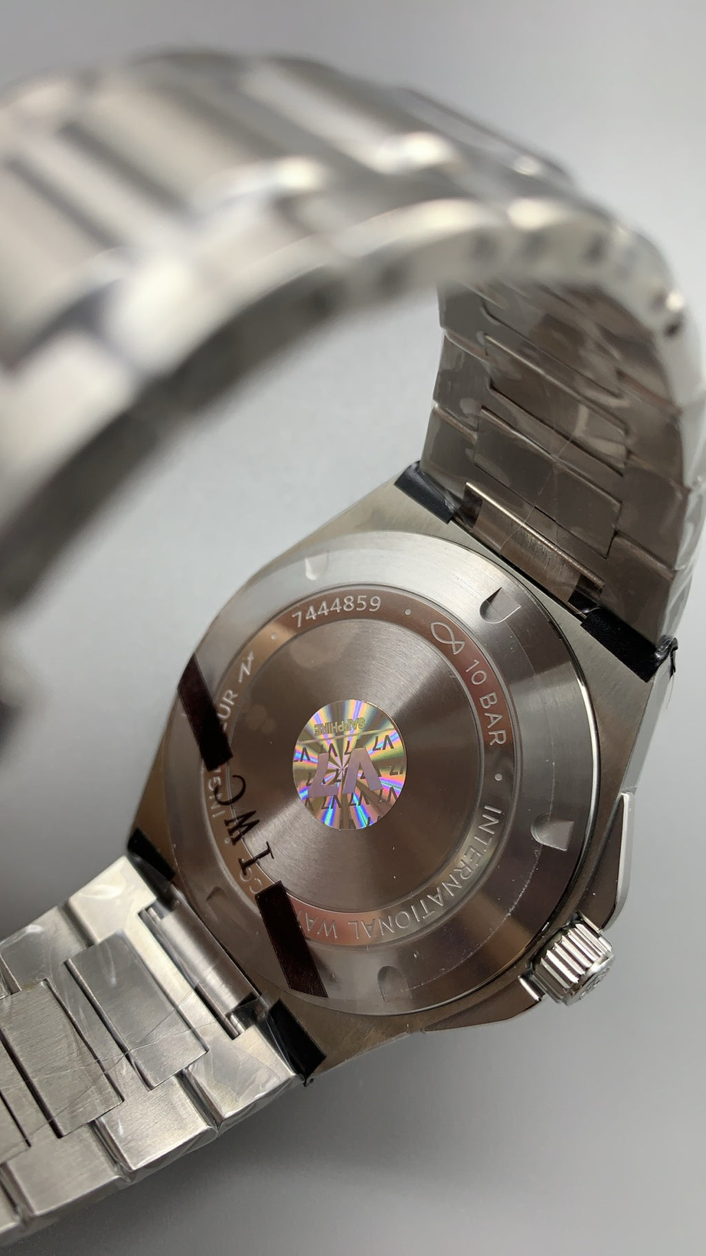 IWC Ingenieur Automatic 40 | 40MM | ตัวเรือนสแตนเลสสตีล | ฟังก์ชันวันที่ | หน้าปัดสีดำ | สายเหล็กสแตนเลส | กลไกอัตโนมัติ Cal.32111