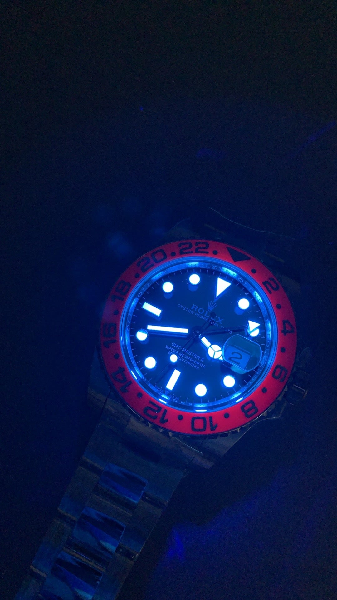 Rolex GMT-Master II 40MM | ขอบเซรามิกสีแดง-ดำ (โค้ก) | กลไกอัตโนมัติ Cal.3285