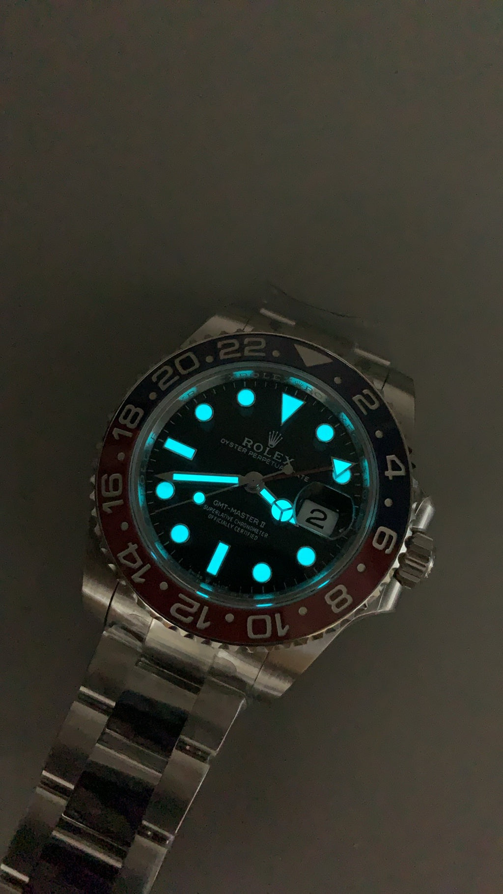 Rolex GMT-Master II 40MM | ขอบเซรามิกสีแดง-ดำ (โค้ก) | กลไกอัตโนมัติ Cal.3285