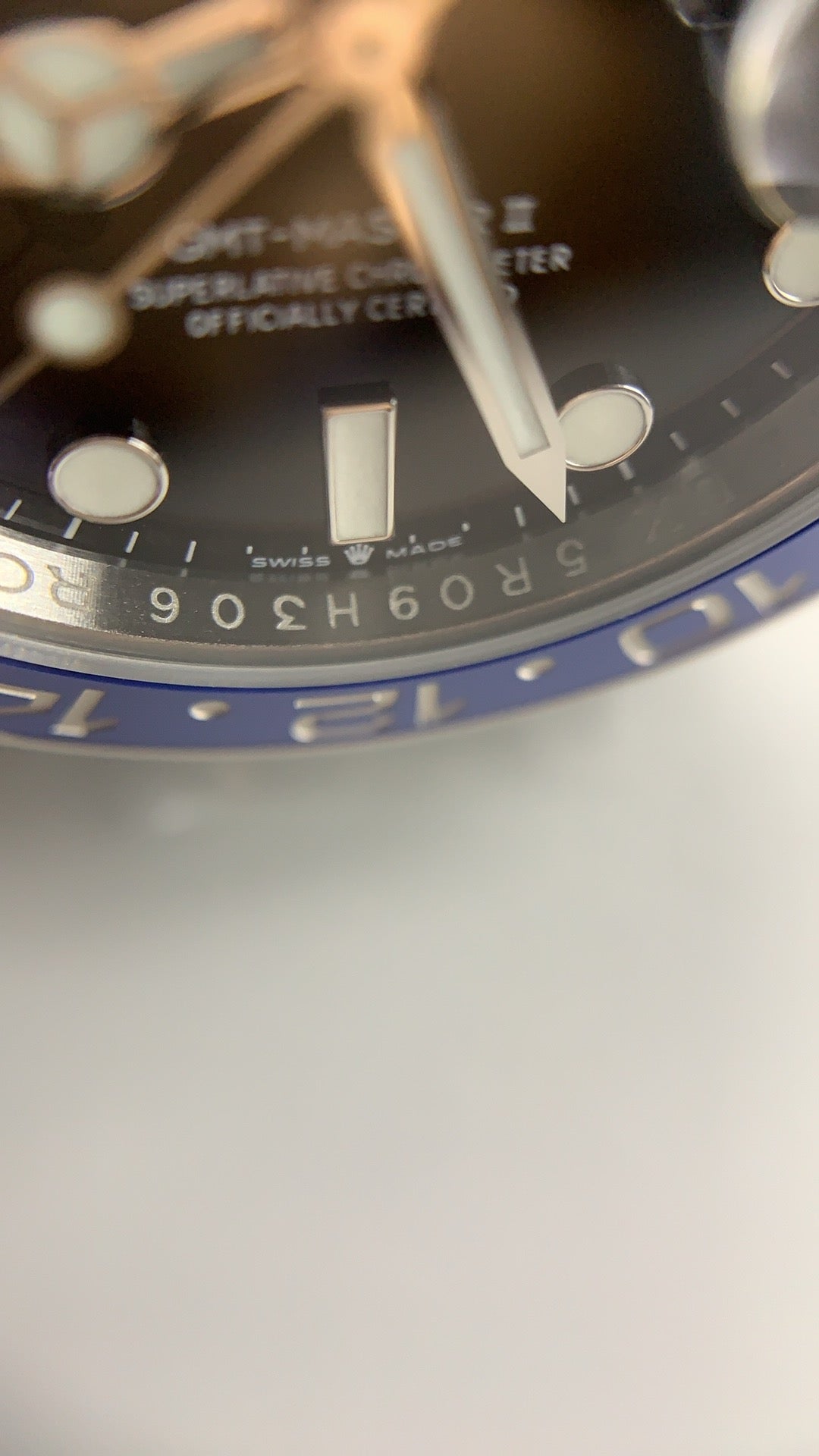 Rolex GMT-Master II 40MM | รุ่นคลาสสิก ขอบเซรามิกสีดำ | กลไกอัตโนมัติ Cal.3285