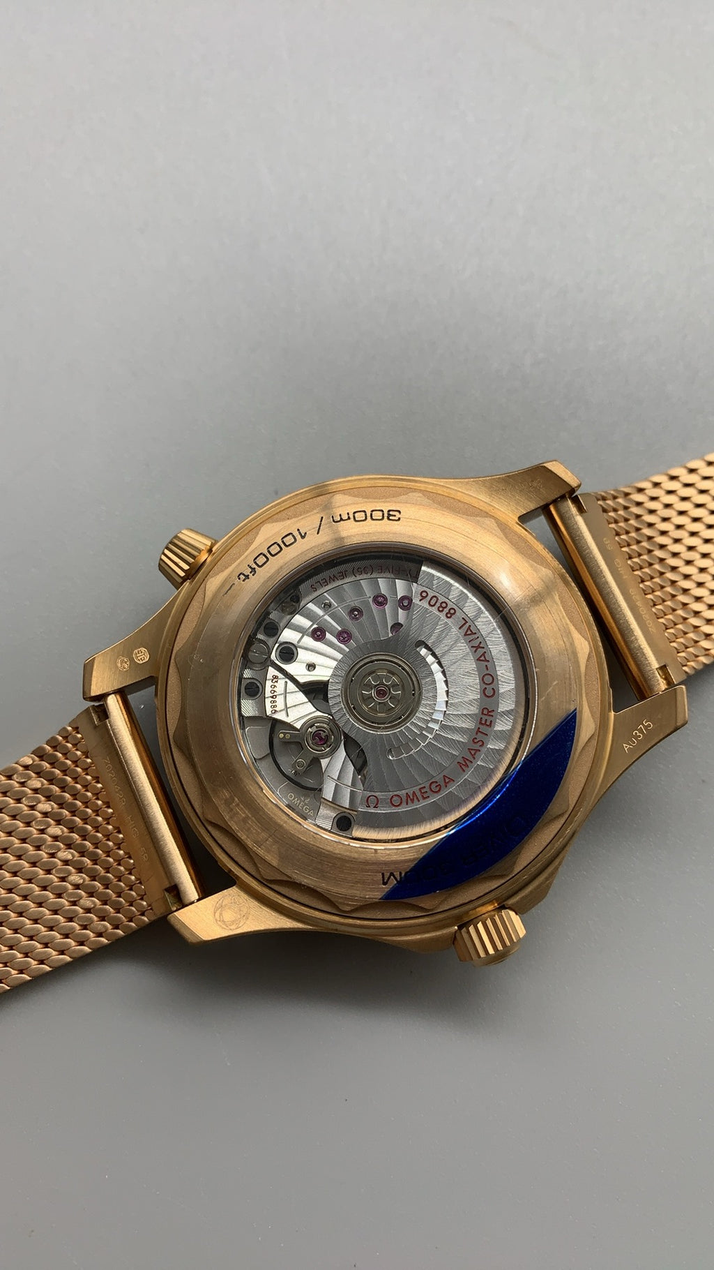 Omega Seamaster Diver 300M 007 Edition 42MM | กลไกอัตโนมัติ Co-Axial Master Chronometer