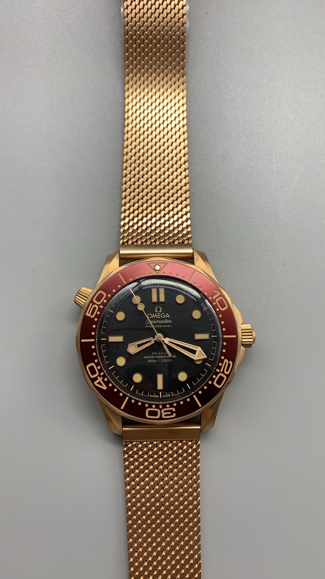 Omega Seamaster Diver 300M 007 Edition 42MM | กลไกอัตโนมัติ Co-Axial Master Chronometer