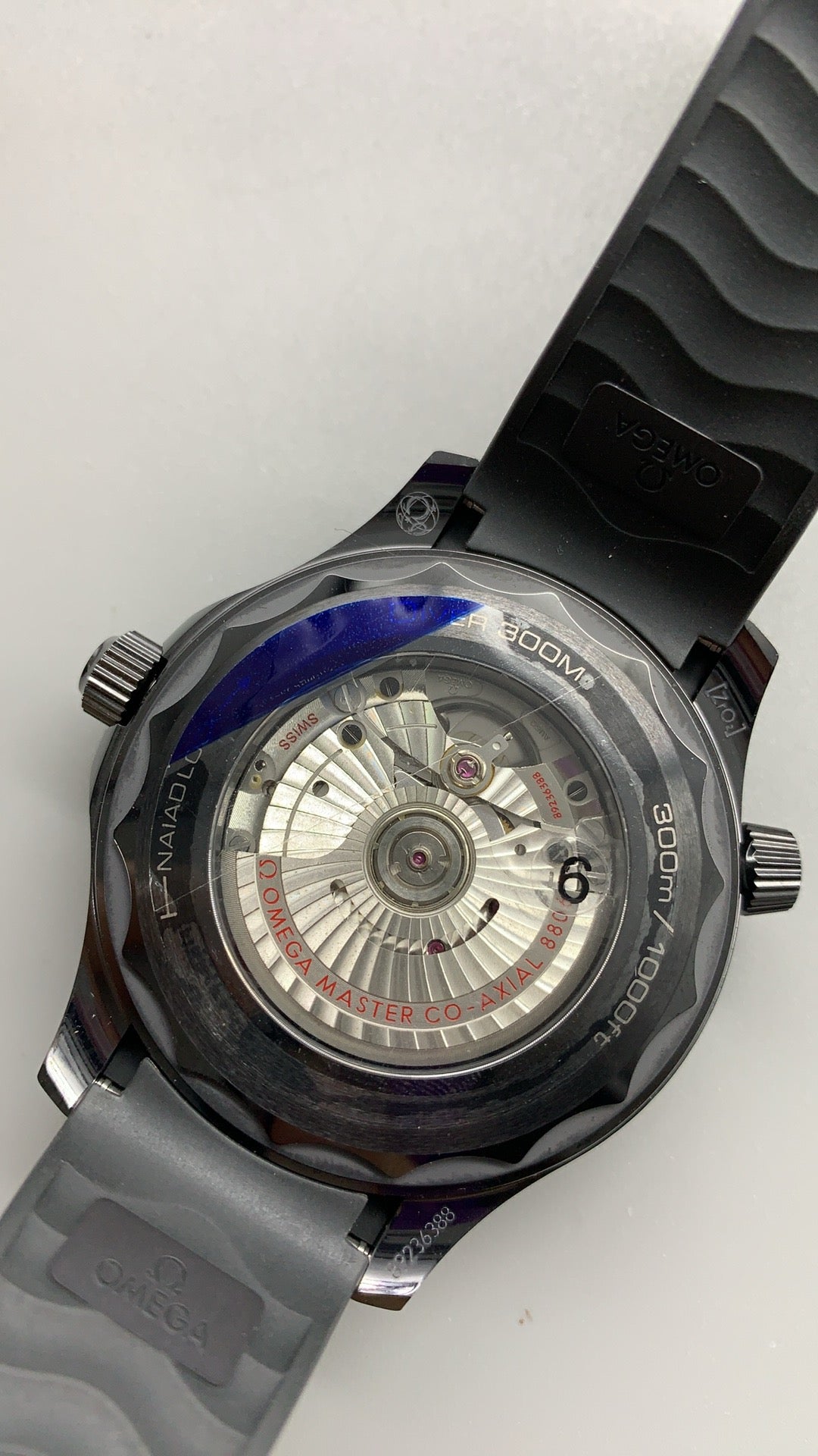 Omega Seamaster Diver 300M 43.5MM | กลไกอัตโนมัติ Co-Axial Master Chronometer ขนาดตัวเรือน: 43.5 มม.