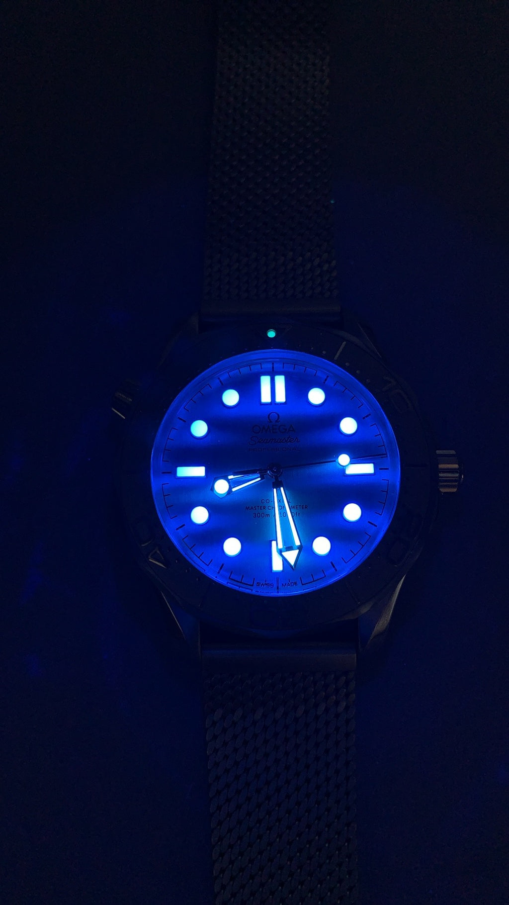 Omega Seamaster Diver 300M 007 Edition 42MM | กลไกอัตโนมัติ Co-Axial Master Chronometer