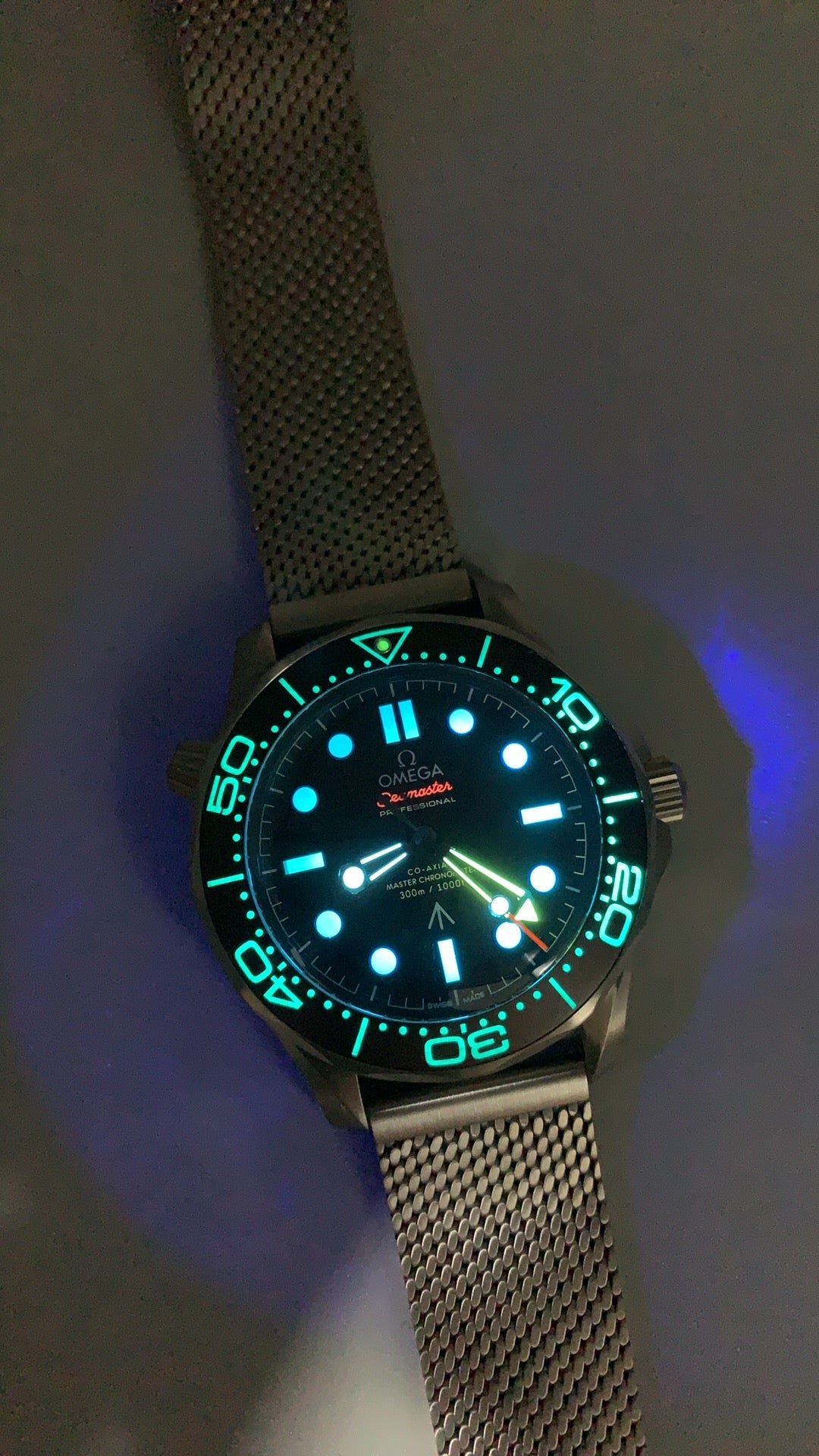 Omega Seamaster Diver 300M 007 Edition 42MM | กลไกอัตโนมัติ Co-Axial Master Chronometer