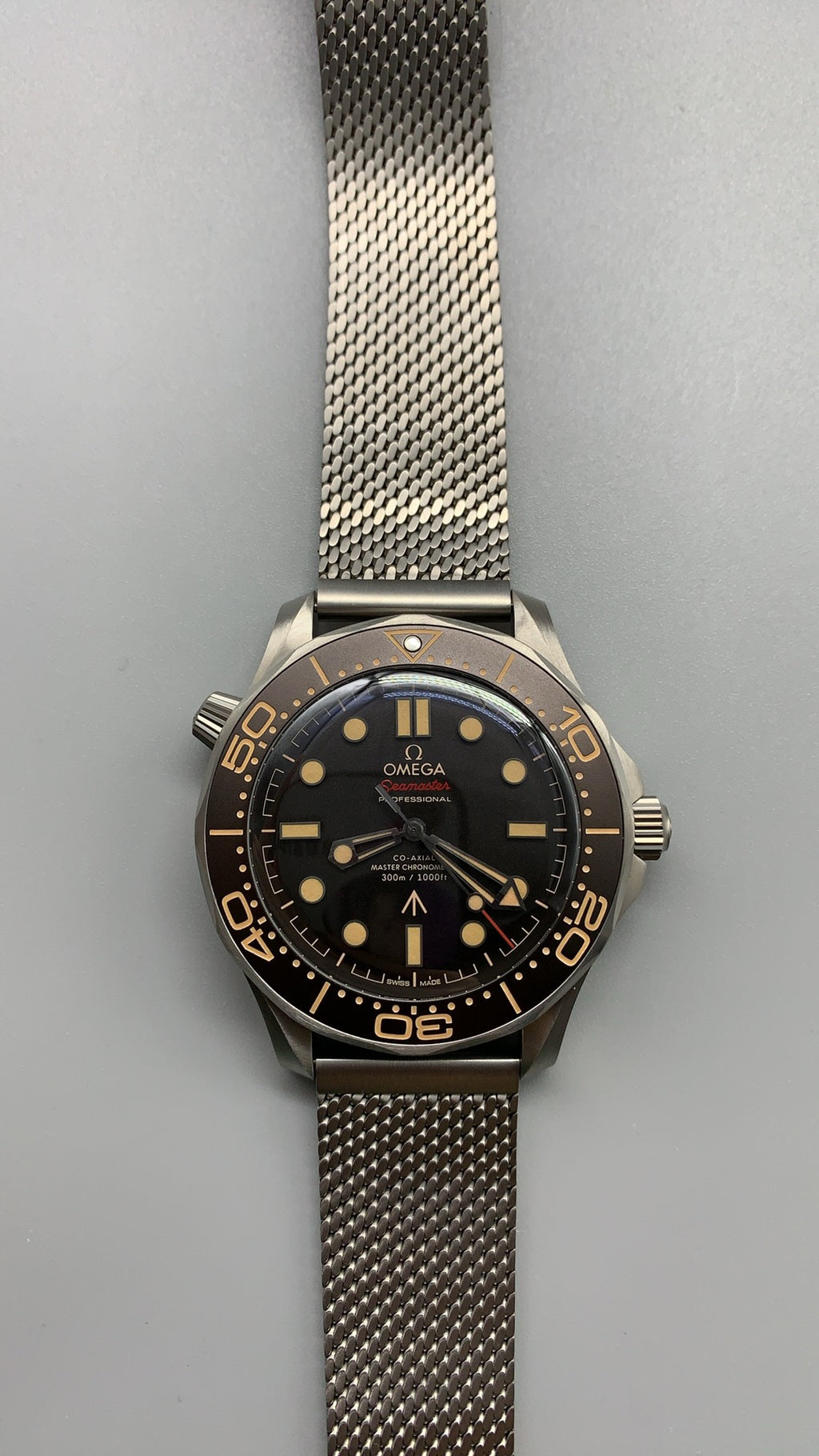 Omega Seamaster Diver 300M 007 Edition 42MM | กลไกอัตโนมัติ Co-Axial Master Chronometer