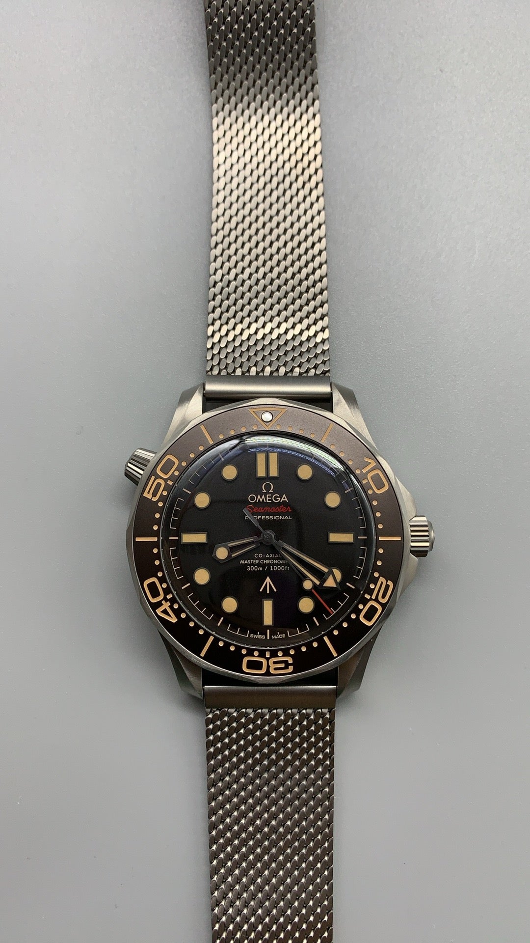 Omega Seamaster Diver 300M 007 Edition 42MM | กลไกอัตโนมัติ Co-Axial Master Chronometer