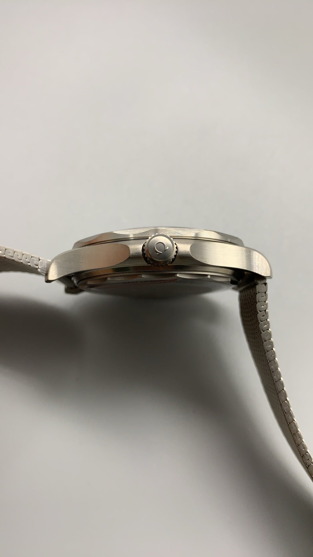 Omega Seamaster Diver 300M 007 Edition 42MM | กลไกอัตโนมัติ Co-Axial Master Chronometer