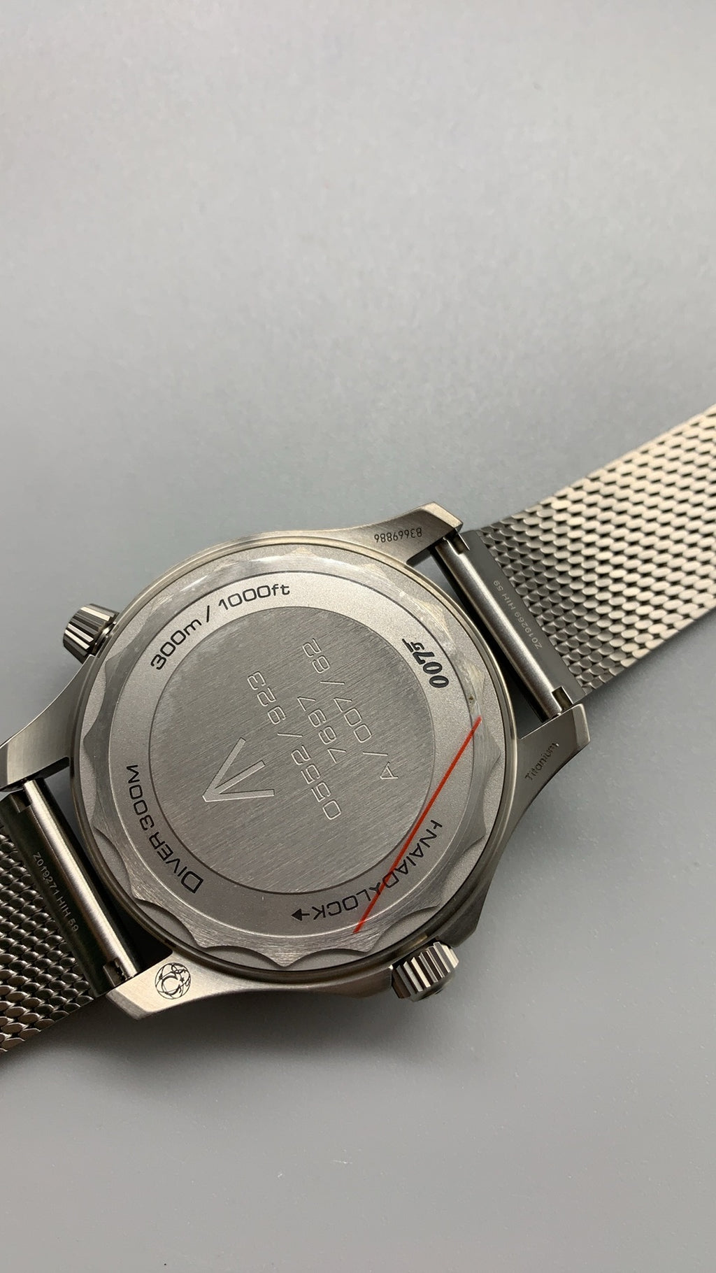 Omega Seamaster Diver 300M 007 Edition 42MM | กลไกอัตโนมัติ Co-Axial Master Chronometer