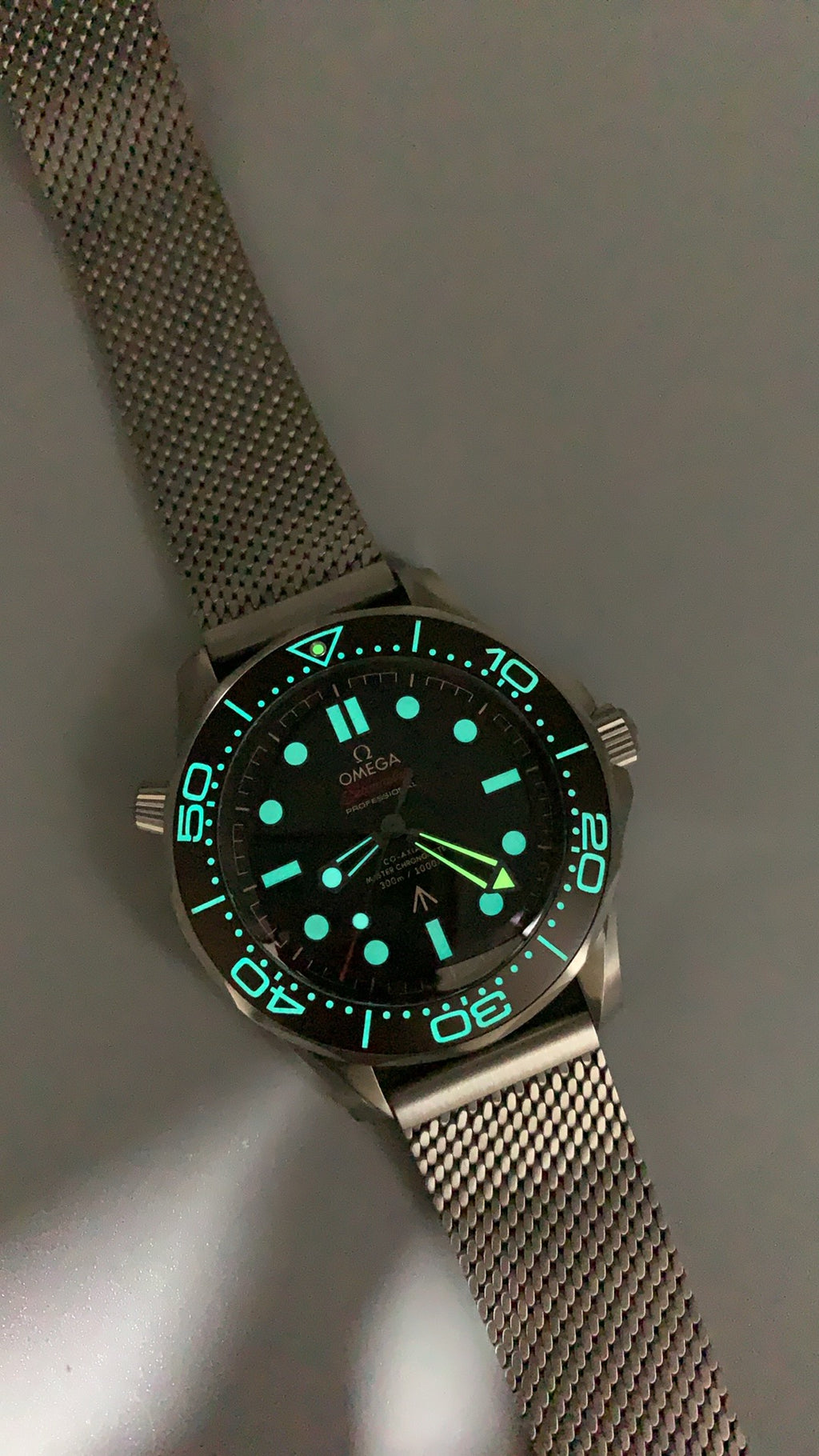 Omega Seamaster Diver 300M 007 Edition 42MM | กลไกอัตโนมัติ Co-Axial Master Chronometer