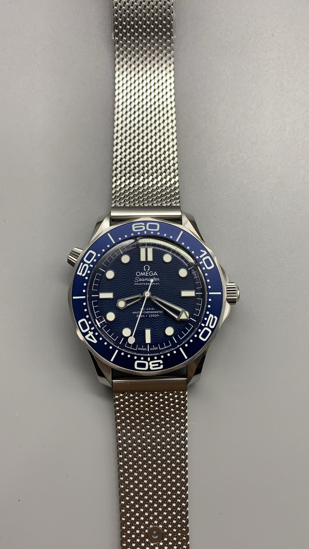 Omega Seamaster Diver 300M 007 Edition 42MM | กลไกอัตโนมัติ Co-Axial Master Chronometer