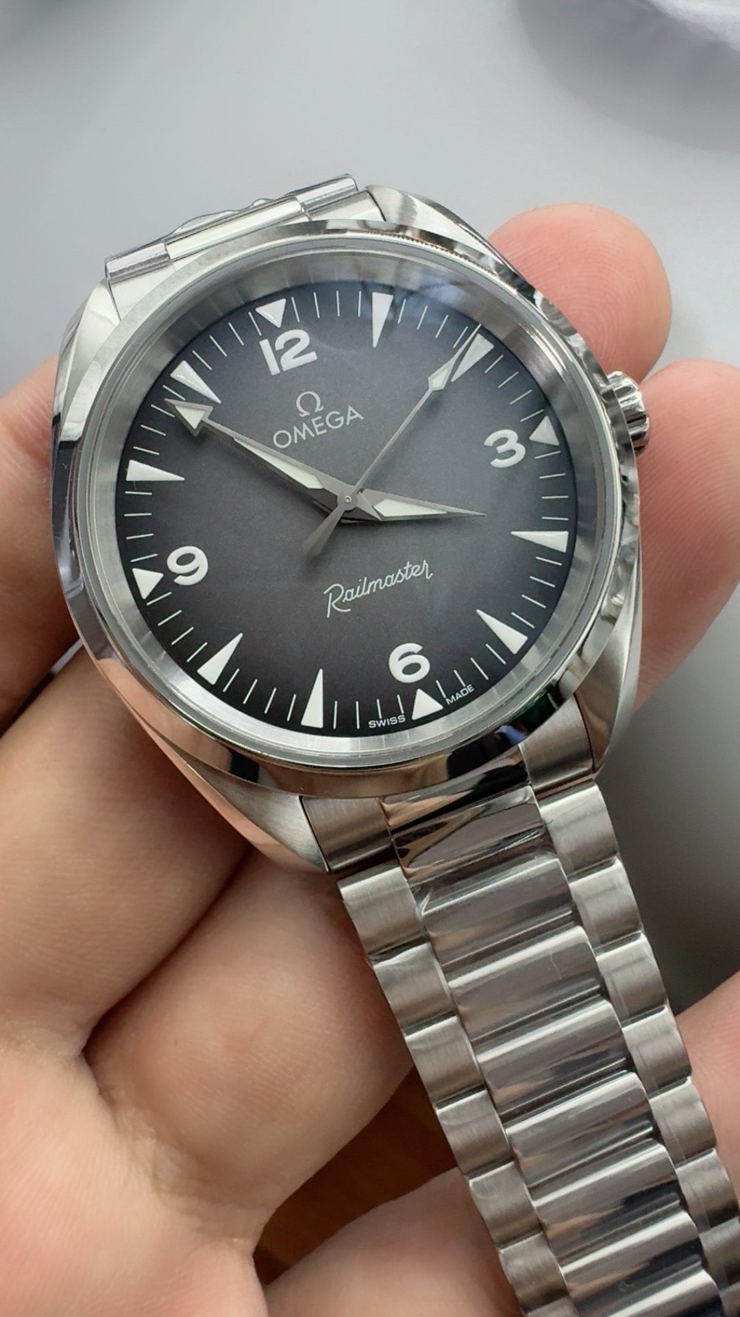 Omega Seamaster Aqua Terra 150M 38MM | กลไกอัตโนมัติ Co-Axial Master Chronometer ขนาดตัวเรือน: 38 มม.